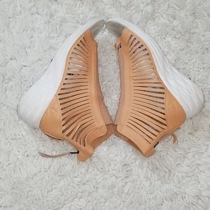 NIKE LUNARLON SANDALS